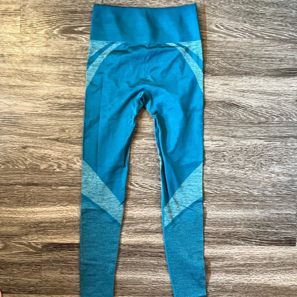 Fabletics 7/8 Leggings